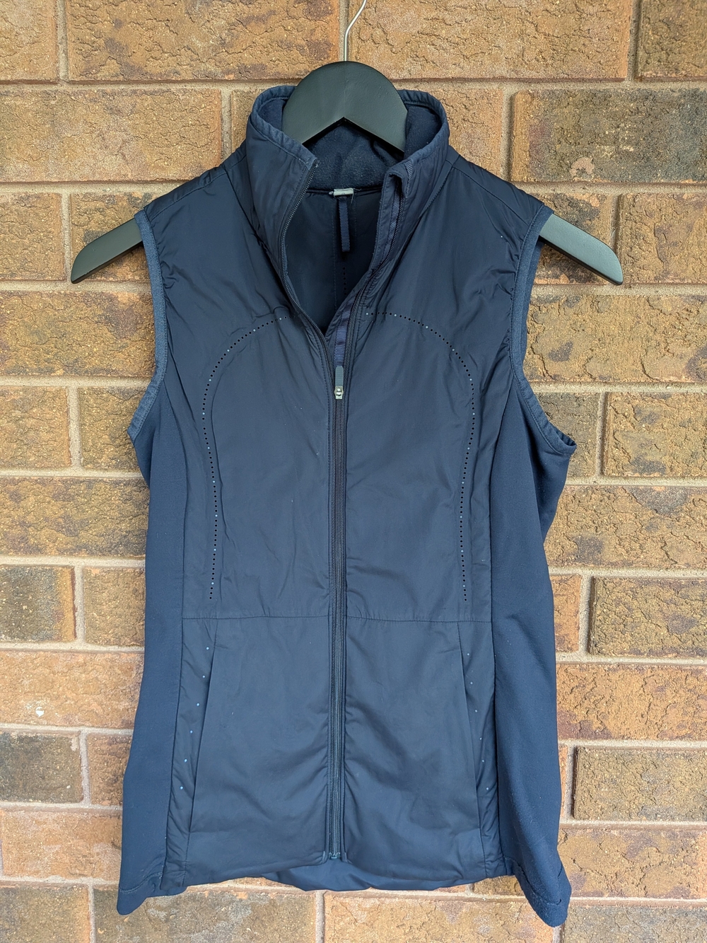Lululemon Navy Vest, Size 4